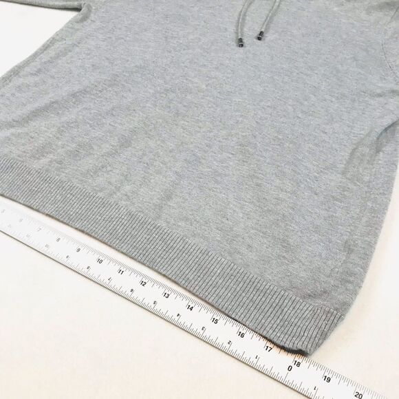 Fabletics Gray Cropped Light Hoodie Open Back - Women’s Medium‎ - Picture 7 of 12